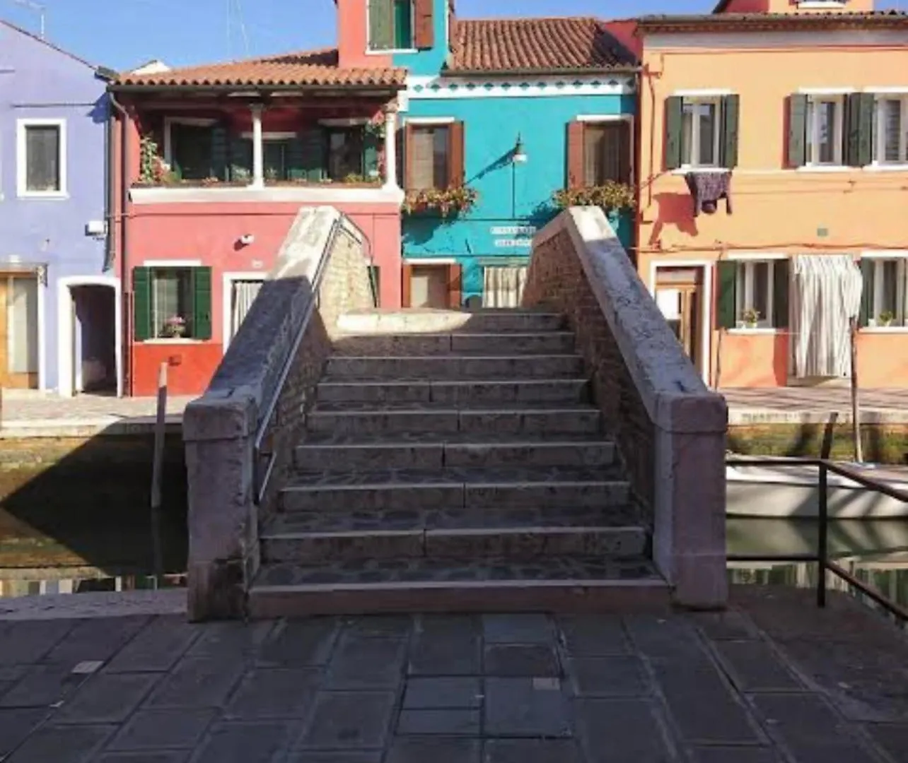 Vanessa Home Burano Italia