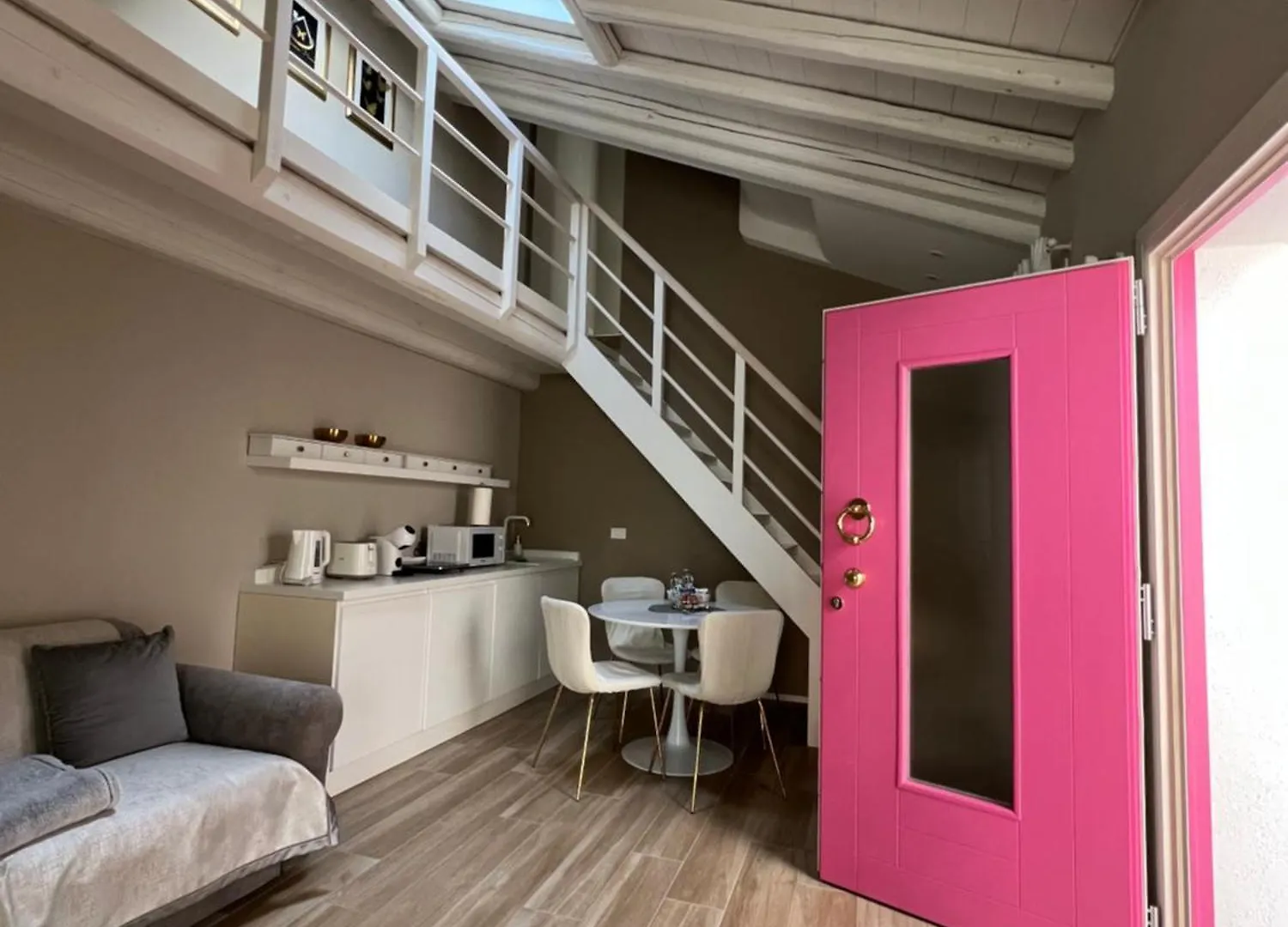 Vanessa Home Μπουράνο Διαμέρισμα